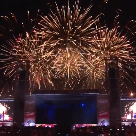 Праздничный фейерверк в честь 65-летия города 24 июля 2021 года